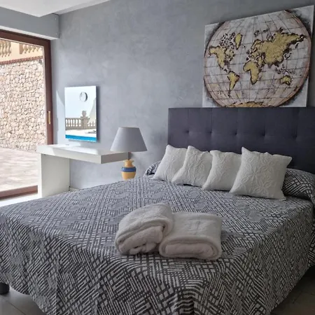 Villa Villa Avec Piscine, Charmant Logement Complet
